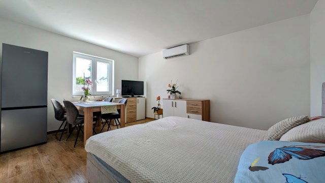 Eladó családi ház, Kecskeméten 27.999 M Ft, 1 szobás