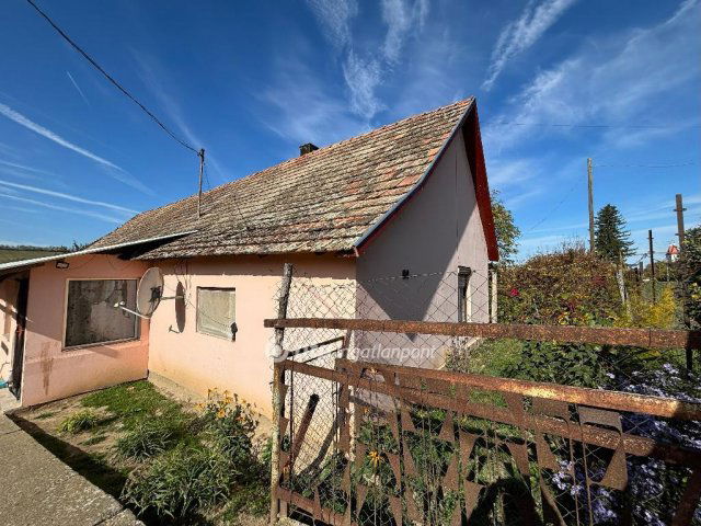 Eladó családi ház, Somogymeggyesen 14 M Ft, 3 szobás