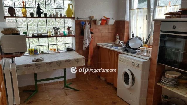 Eladó nyaraló, Mezőkövesden 29 M Ft, 2 szobás