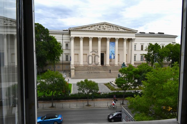Eladó téglalakás, Budapesten, V. kerületben 65 M Ft, 1 szobás
