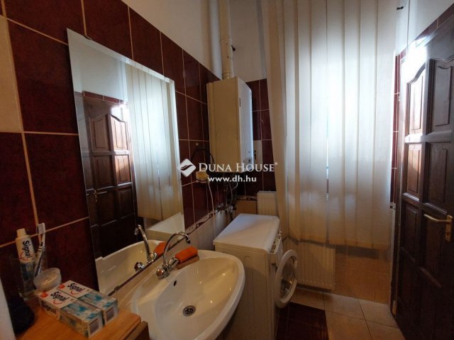 Eladó családi ház, Gödön 159 M Ft, 3 szobás