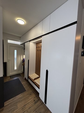 Eladó családi ház, Nyíregyházán 99 M Ft, 4 szobás