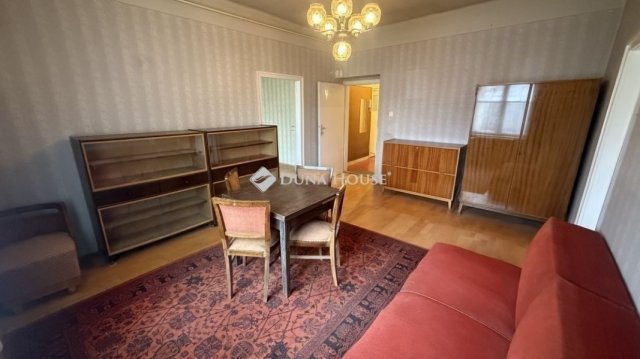 Eladó téglalakás, Szombathelyen 48 M Ft, 3 szobás