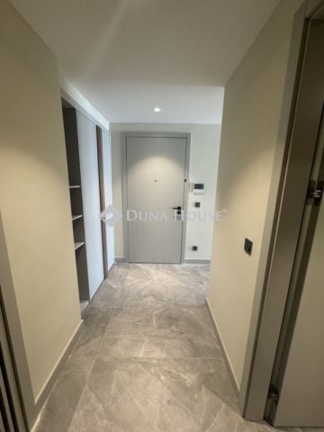 Eladó téglalakás, Budapesten, IX. kerületben 86.9 M Ft, 1 szobás