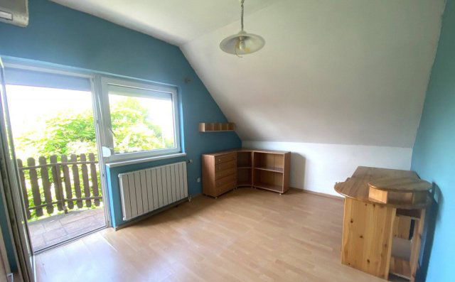 Eladó családi ház, Dunaharasztin 125 M Ft, 7 szobás
