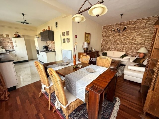 Eladó téglalakás, Székesfehérvárott 65 M Ft, 3 szobás