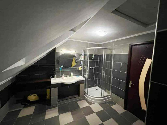 Eladó családi ház, Halásztelken 159.9 M Ft, 7 szobás