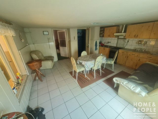 Eladó családi ház, Hódmezővásárhelyen 28 M Ft, 5 szobás