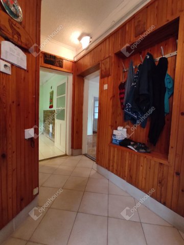 Eladó családi ház, Bábolnán 38.9 M Ft, 3 szobás