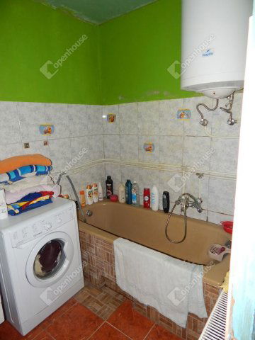 Eladó családi ház, Nagybajomban 12.5 M Ft, 2 szobás