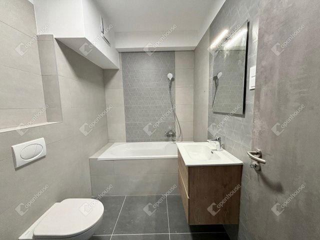 Kiadó téglalakás, albérlet, Tatabányán 180 E Ft / hó