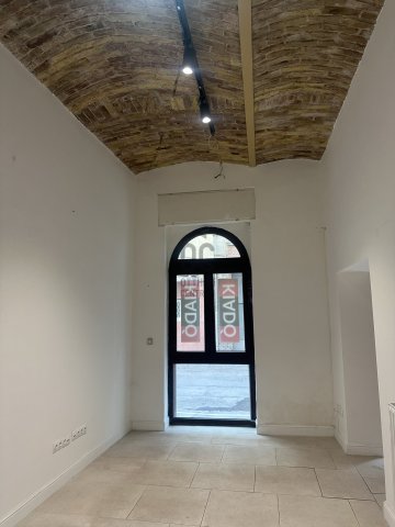 Eladó iroda, Budapesten, VI. kerületben 75.65 M Ft