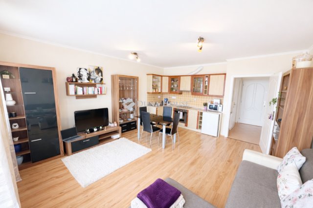 Kiadó téglalakás, albérlet, Debrecenben, Böszörményi úton