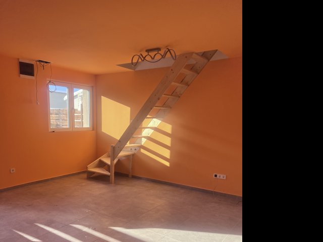 Eladó téglalakás, Dunakeszin 60.25 M Ft, 3 szobás