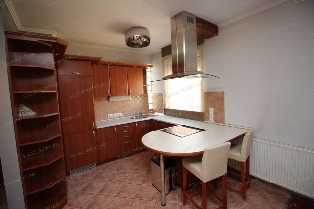 Kiadó téglalakás, albérlet, Kecskeméten 230 E Ft / hó