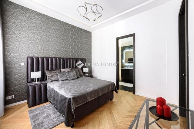 Eladó téglalakás, Budapesten, V. kerületben 280 M Ft, 3 szobás