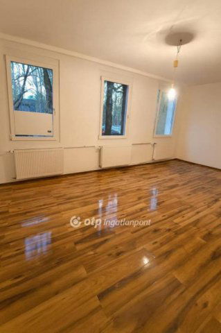 Eladó téglalakás, Lajosmizsén 47.5 M Ft, 2 szobás