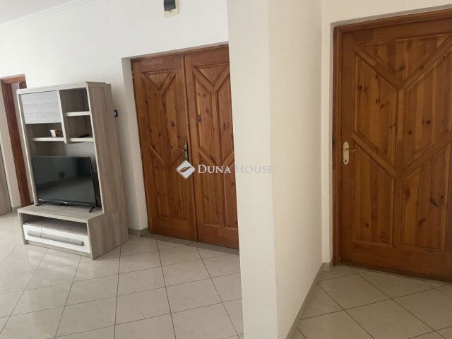 Eladó családi ház, Kecskeméten 115 M Ft, 6 szobás