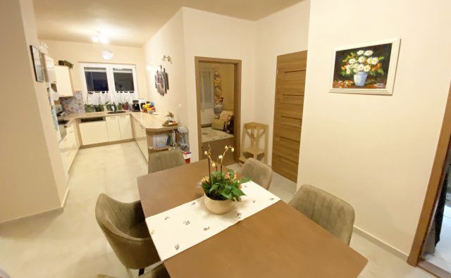 Eladó téglalakás, Nyíregyházán 74.99 M Ft, 3 szobás