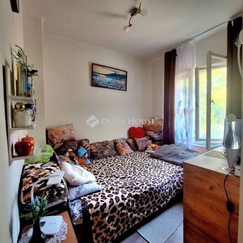 Eladó ikerház, Biatorbágyon 88 M Ft, 3 szobás