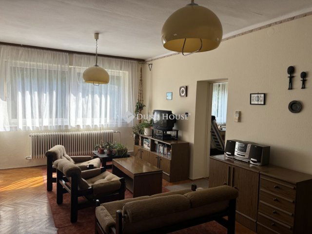 Eladó családi ház, Mosonmagyaróváron 69.9 M Ft, 4 szobás