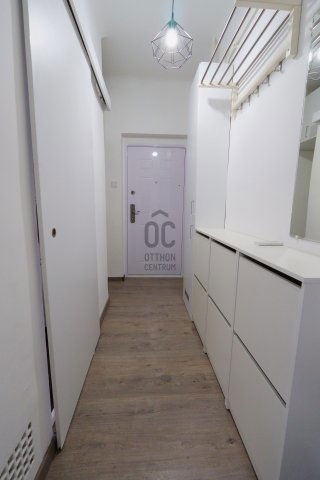 Eladó téglalakás, Budapesten, IX. kerületben 69.9 M Ft, 1 szobás