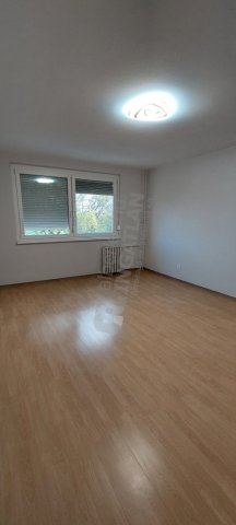 Kiadó panellakás, albérlet, X. kerületben, Kőbányai úton