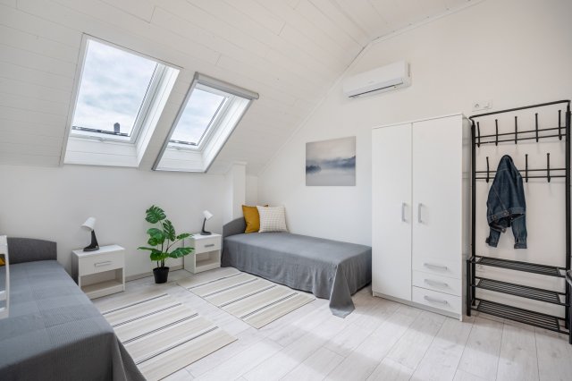 Kiadó téglalakás, albérlet, XVIII. kerületben, Üllői úton