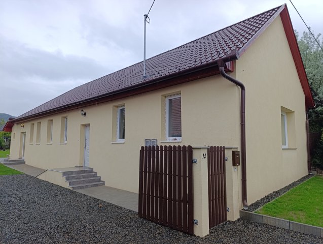 Eladó családi ház, Piliscséven, Urbanics utcában 85 M Ft