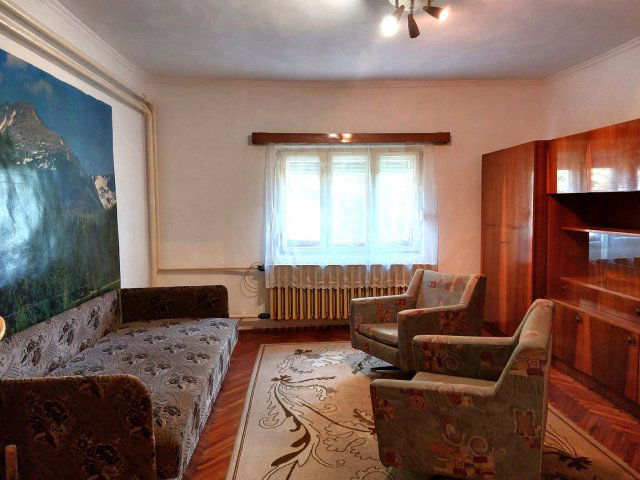 Eladó családi ház, Szolnokon 23.9 M Ft, 2+1 szobás