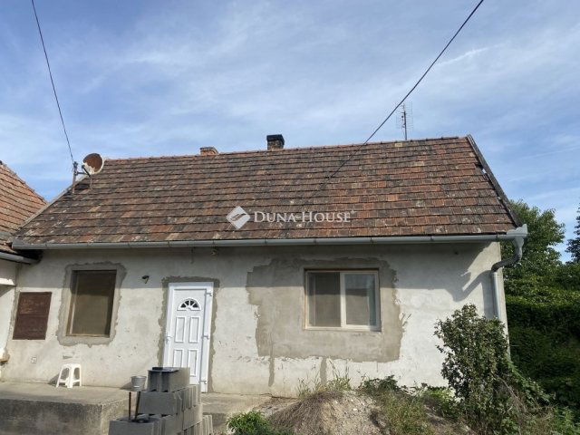 Eladó családi ház, Dömsödön 24.7 M Ft, 5 szobás