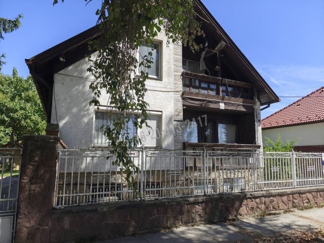 Eladó családi ház, Lajosmizsén 97.5 M Ft, 5 szobás