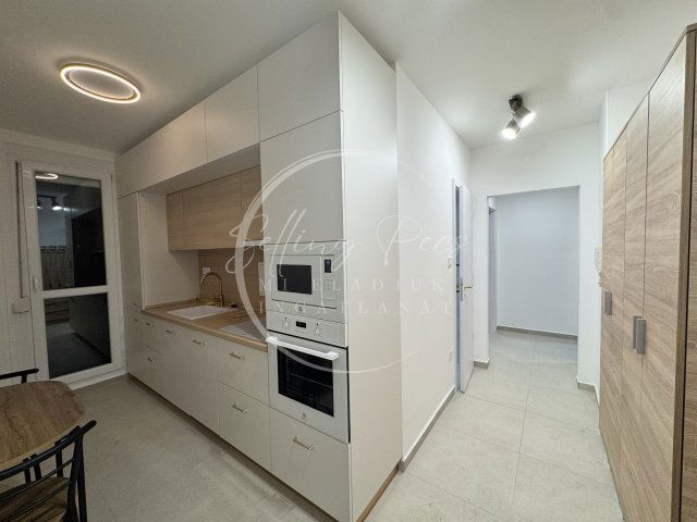 Eladó panellakás, Pécsett, Építők útján 49.9 M Ft, 2 szobás