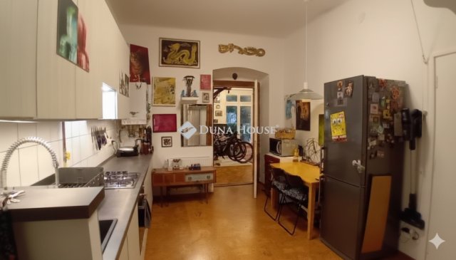 Eladó téglalakás, Budapesten, III. kerületben 99.9 M Ft