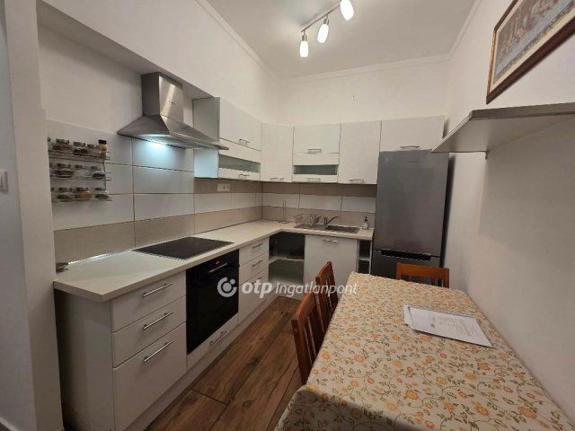 Eladó téglalakás, Debrecenben 55.9 M Ft, 2 szobás