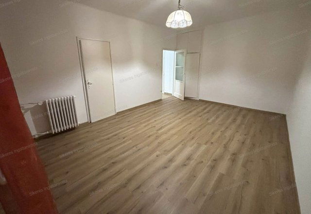 Kiadó téglalakás, albérlet, Tatabányán 130 E Ft / hó