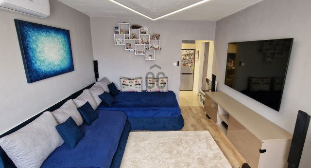 Eladó panellakás, Debrecenben 74.5 M Ft, 4 szobás