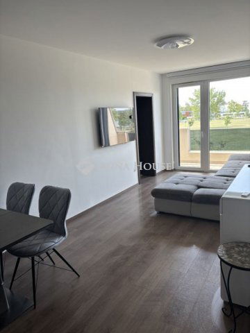 Eladó téglalakás, Zamárdiban 88.5 M Ft, 2 szobás