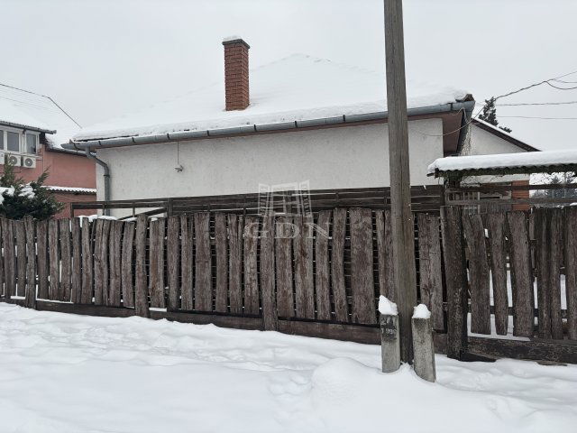 Eladó családi ház, Fóton 97 M Ft, 3 szobás