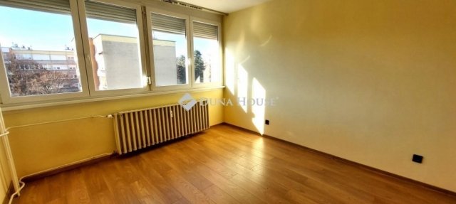 Eladó téglalakás, Szombathelyen 45.9 M Ft, 2 szobás