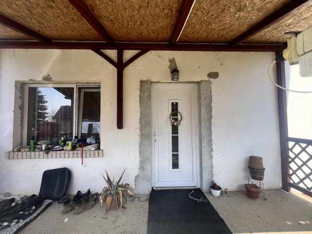 Eladó családi ház, Sarkadon 18 M Ft, 2 szobás