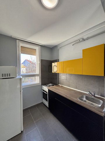 Eladó téglalakás, Budapesten, XIV. kerületben 71.9 M Ft