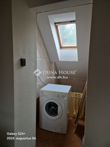 Eladó családi ház, Gödön 147 M Ft, 6 szobás