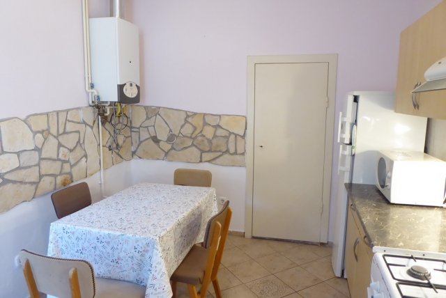 Kiadó téglalakás, albérlet, Pécsett, Majorossy Imre utcában