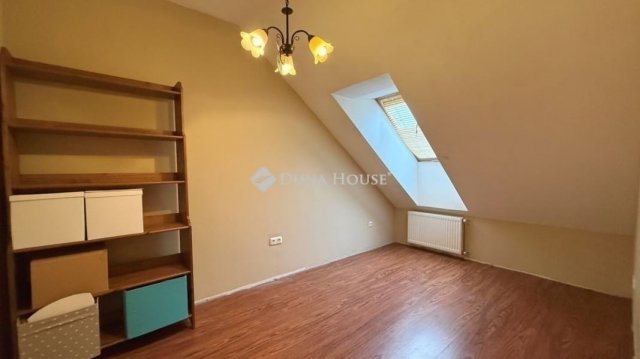 Eladó téglalakás, Budapesten, X. kerületben 62.5 M Ft, 2 szobás