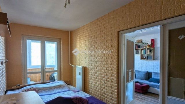 Eladó panellakás, Budapesten, III. kerületben 63.9 M Ft, 2 szobás