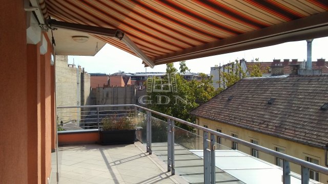 Eladó téglalakás, Budapesten, IX. kerületben 92 M Ft, 2 szobás