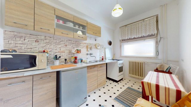 Eladó téglalakás, Nyíregyházán 43 M Ft, 2 szobás