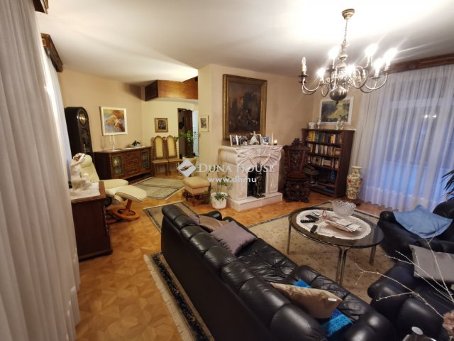Eladó családi ház, Kecskeméten 139 M Ft, 3 szobás