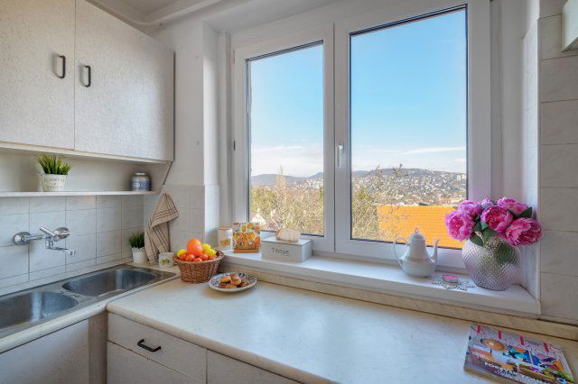 Eladó téglalakás, Budapesten, XII. kerületben 129.8 M Ft